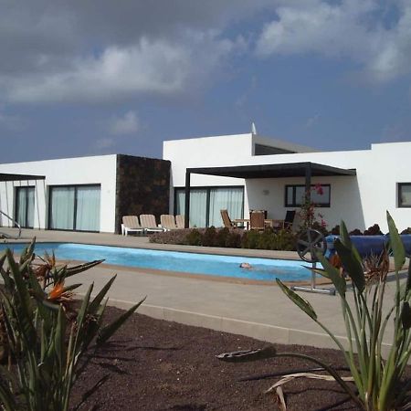 Wind Wave 28B - Heated & Shared Pool Villa ลาโอลีวา ภายนอก รูปภาพ