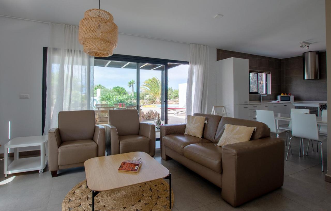 Wind Wave 28B - Heated & Shared Pool Villa ลาโอลีวา ภายนอก รูปภาพ