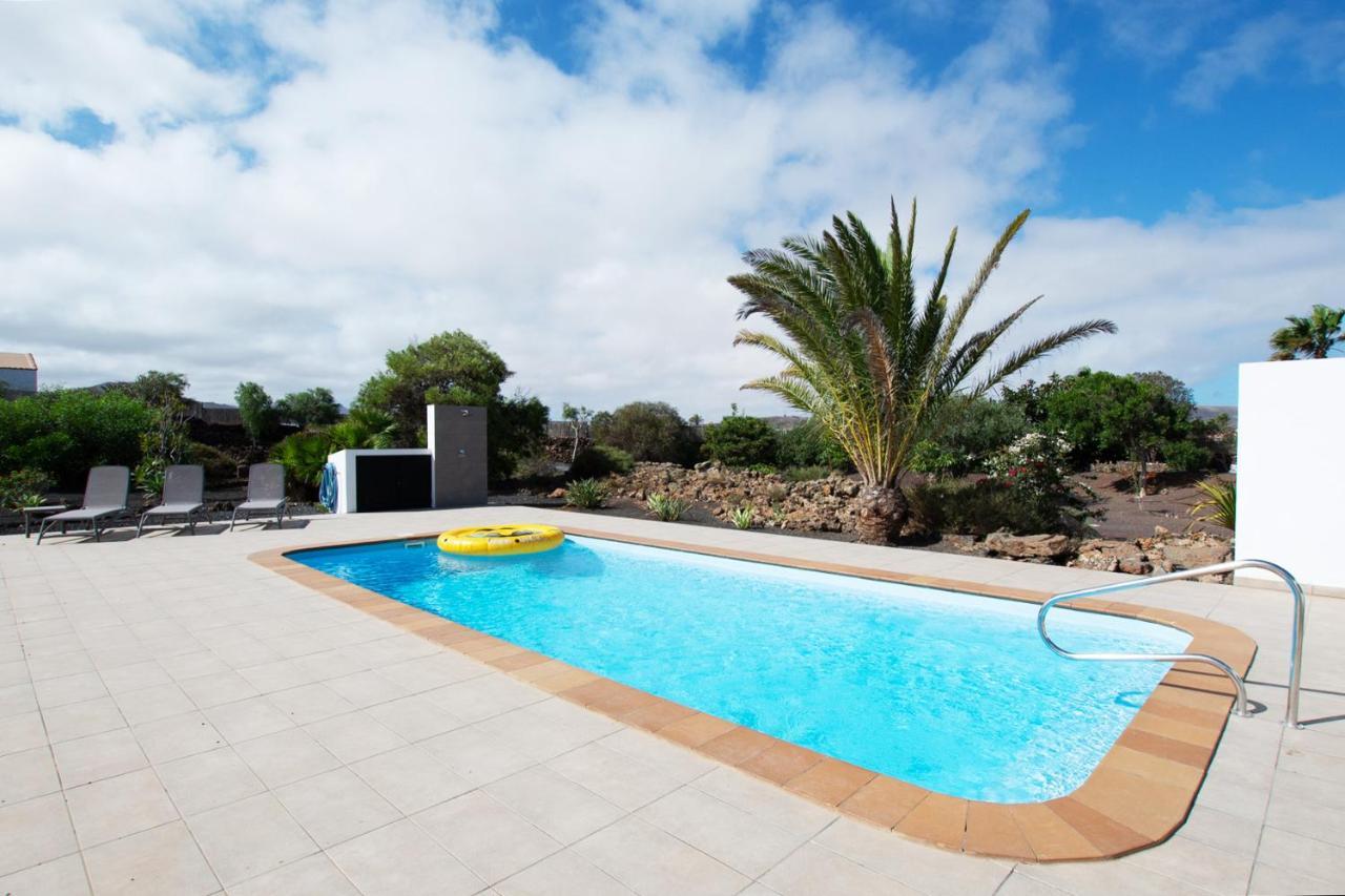 Wind Wave 28B - Heated & Shared Pool Villa ลาโอลีวา ภายนอก รูปภาพ