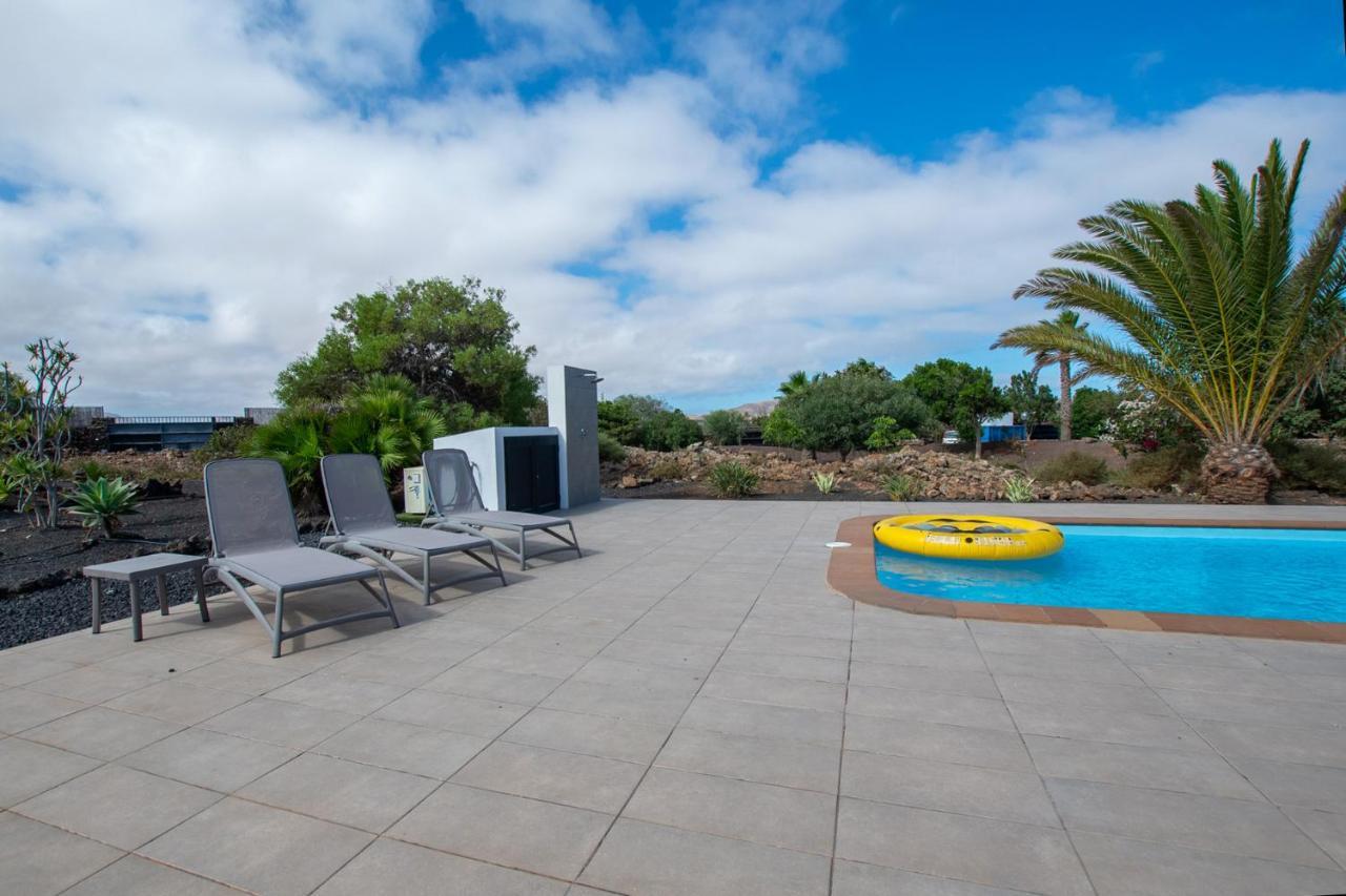 Wind Wave 28B - Heated & Shared Pool Villa ลาโอลีวา ภายนอก รูปภาพ